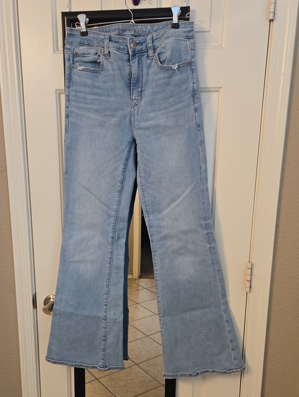 American Eagle Outfitters Light Wash Super High-Rise Flare Jeans Sz 4R